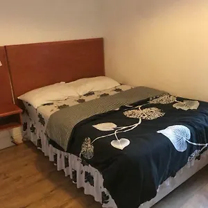 Junction 10 Bed & Breakfast